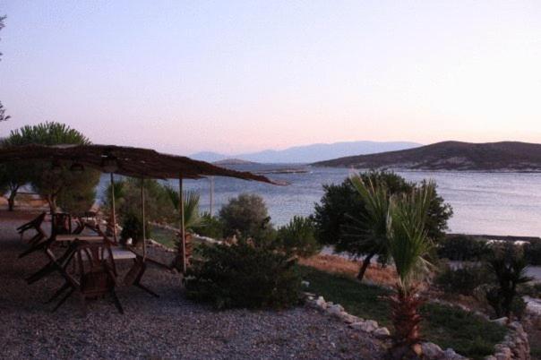 Teras Motel Foça Ngoại thất bức ảnh