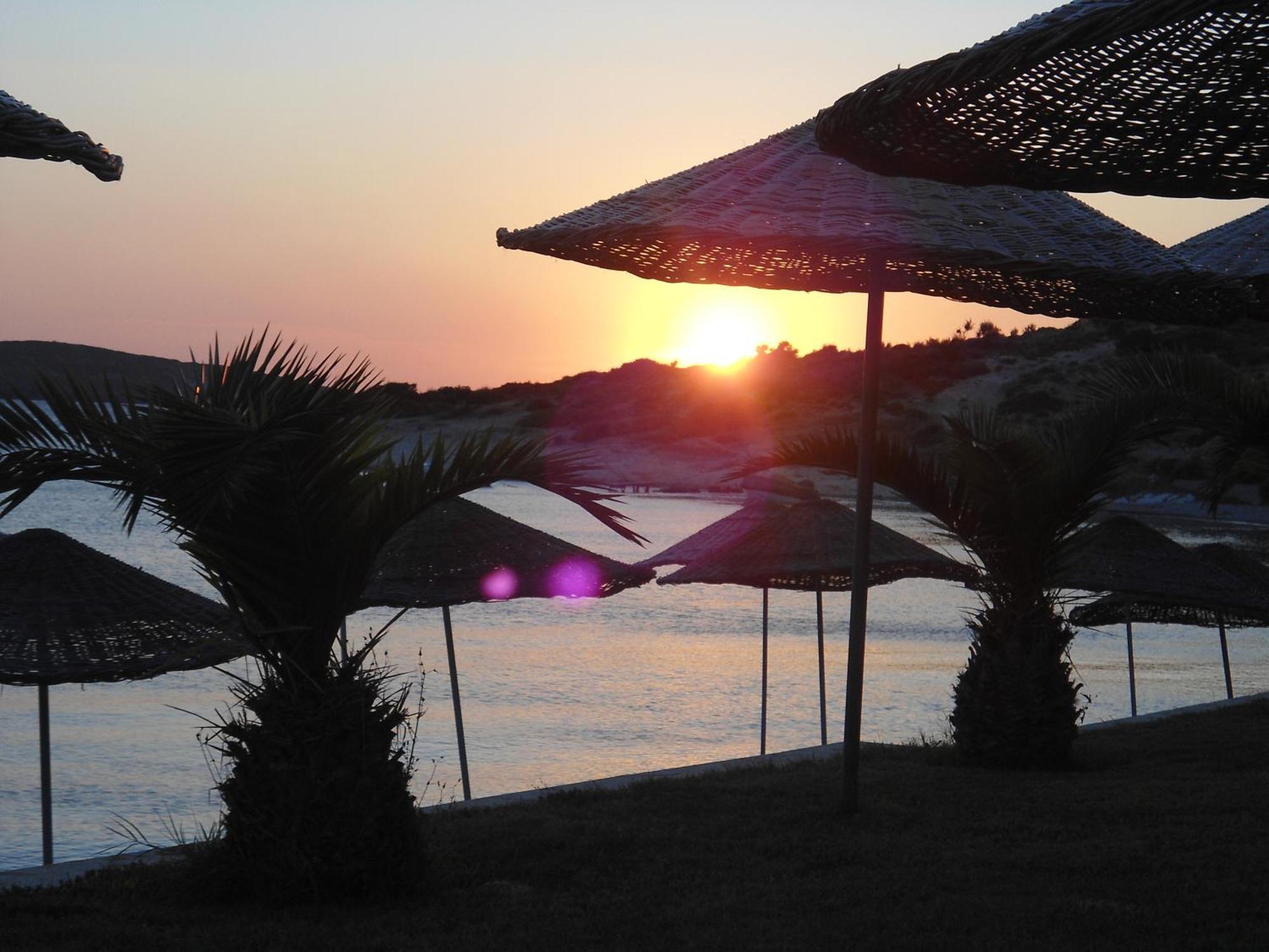 Teras Motel Foça Ngoại thất bức ảnh