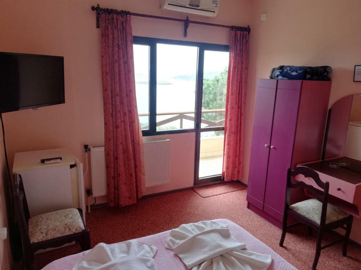 Teras Motel Foça Ngoại thất bức ảnh